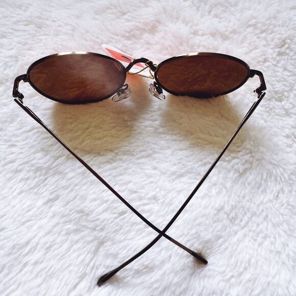 Brielle Bright Red Polarized Mirrored Sunglasses - Picture 12 of 14